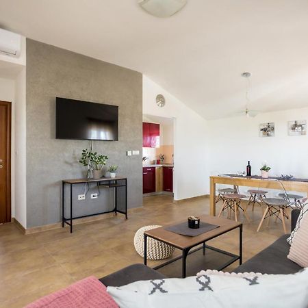 Apartmani Beba Omišalj Exterior foto