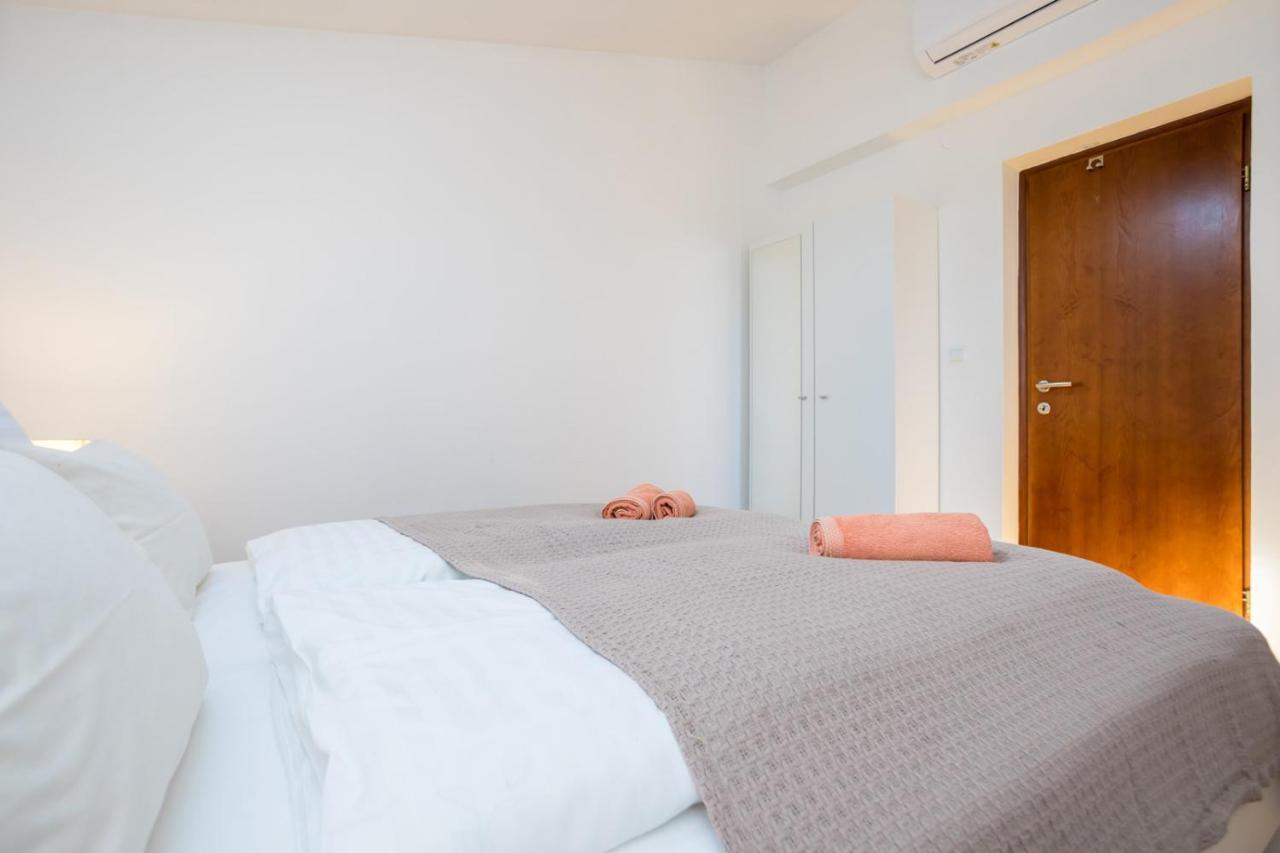 Apartmani Beba Omišalj Exterior foto